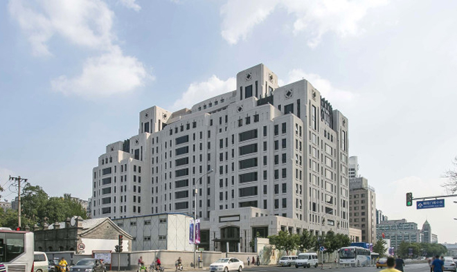 天润财富中心外观图